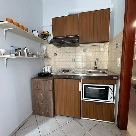 Lefkada Two Bedroom Apartment *
